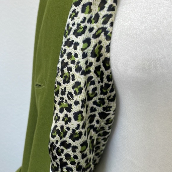 Wet Seal - Picture 8 of 10